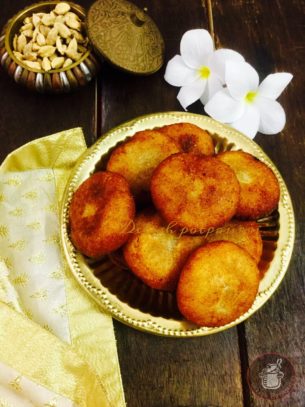 Suji Manda Pitha/ Coconut stuffed Semolina Dumplings