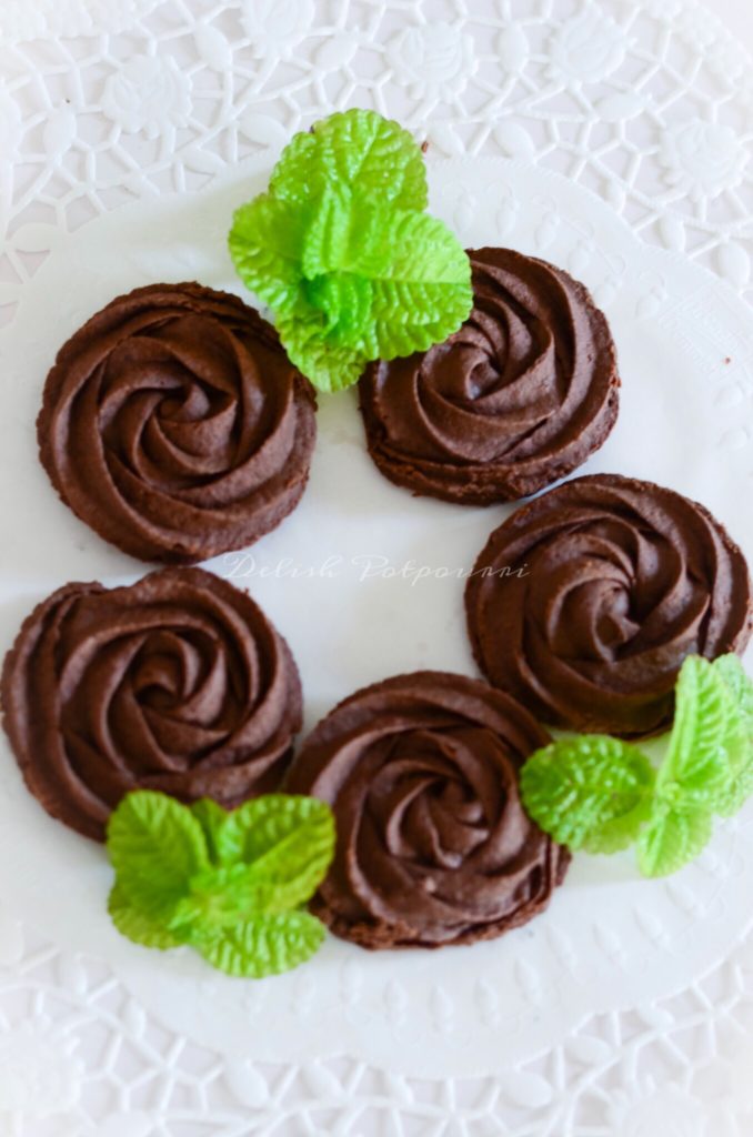 Eggless Ragi Chocolate Cookies 