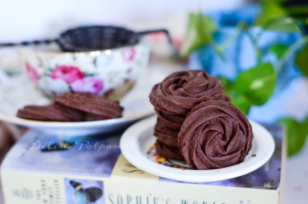 Eggless Ragi Chocolate Cookies 