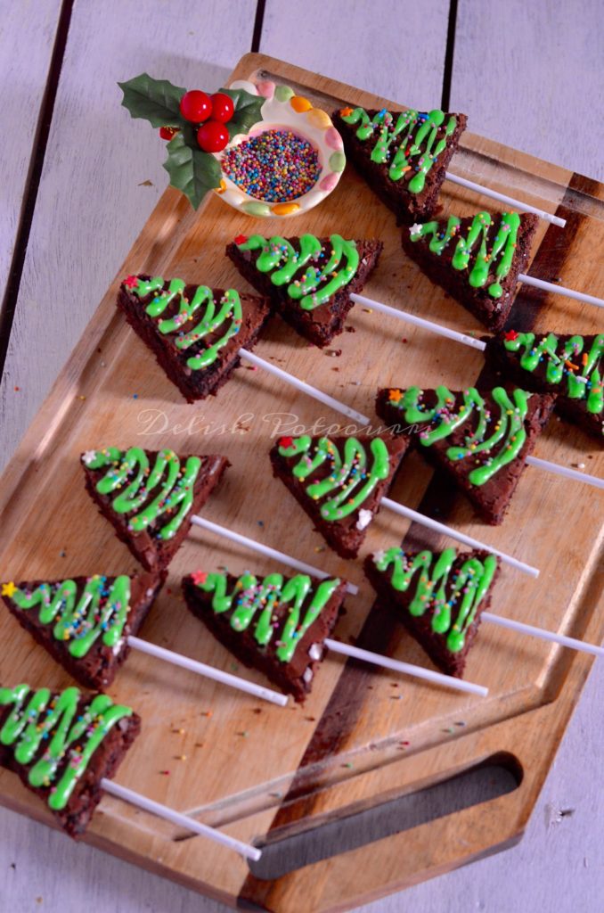Christmas tree gingerbread brownies 