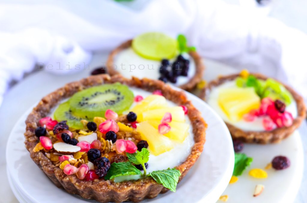 Lemon Greek Yoghurt and Fruit Tart 