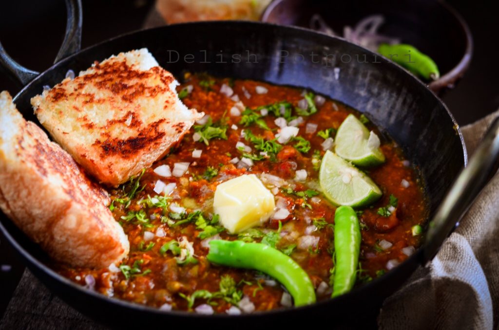 Mumbai style Pav Bhaji 